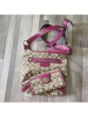 Coach Outlet Bag Pink Berry Signature Canvas Crossbody Shoulder Handbag Wallet